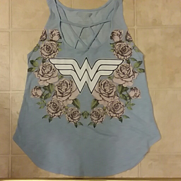 0 Tops - 📌3 for $12⭐Wonder Woman Shirt